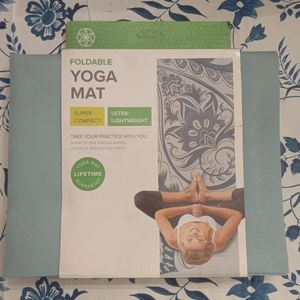 Gaiam Foldable Yoga Mat New 68x24